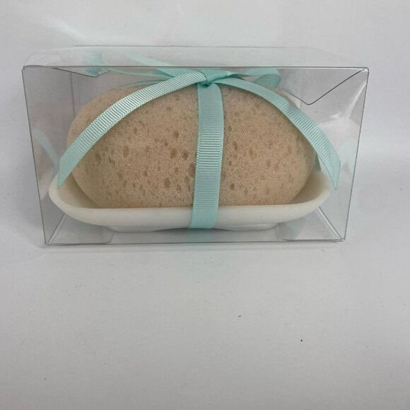 Victoria’s Secret Sponge and Soap Tray Set - Picture 3 of 6